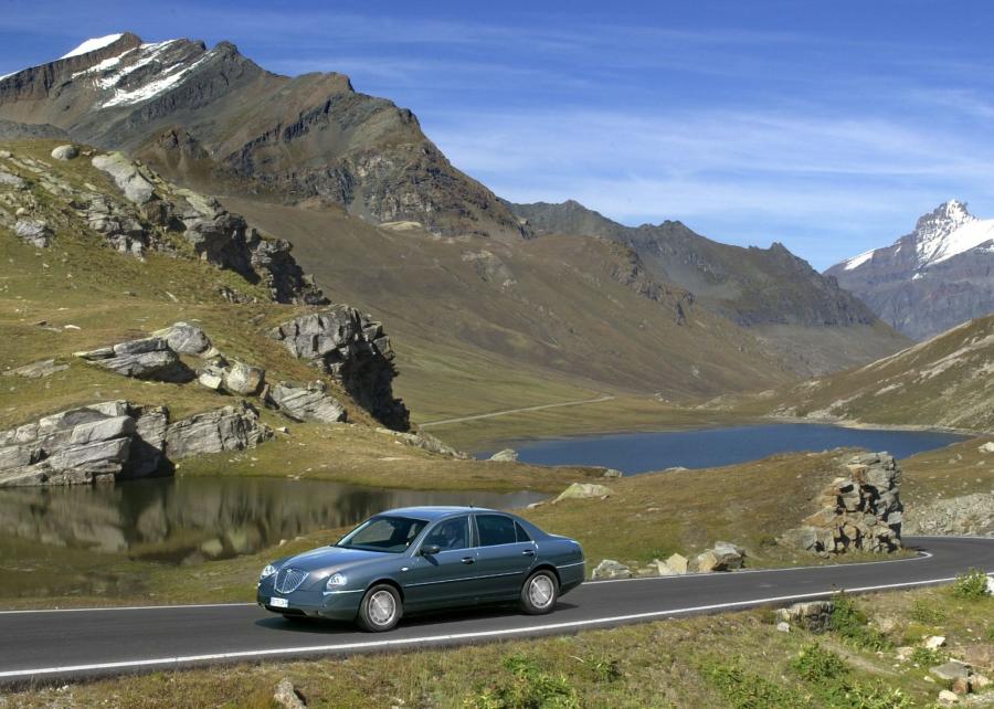  Lancia Thesis 2002 года  (фото 13 из 199)